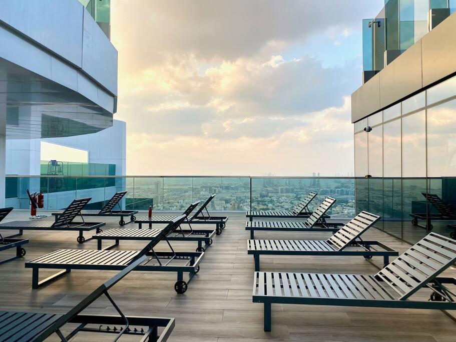 Dayf-alfa 1-bedroom For 4 Pax, Prime Location Near Zaabeel Park And Max Metro * دبي