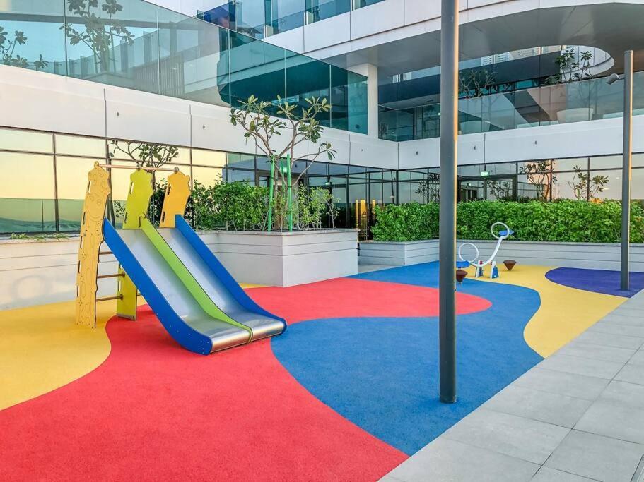 Dayf-alfa 1-bedroom For 4 Pax, Prime Location Near Zaabeel Park And Max Metro شقة *